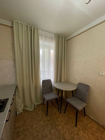 
   Продам 1-комнатную, 40 м², Островского ул, д 142А

. Фото 2.