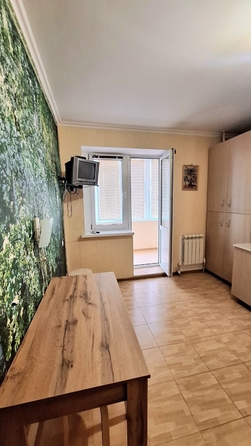 
   Продам 1-комнатную, 40 м², Крылова ул, 17к3

. Фото 2.