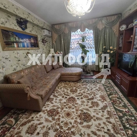 
   Продам 1-комнатную, 42 м², Соколиная ул, 11

. Фото 1.