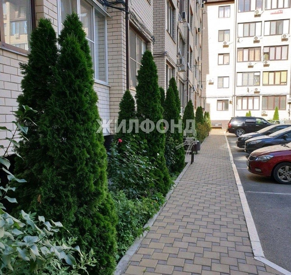 
   Продам 1-комнатную, 47 м², Сергея Есенина ул, 84а

. Фото 9.