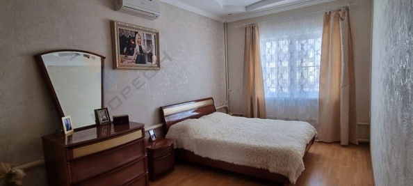 
   Продам дом, 220 м², Краснодар

. Фото 19.