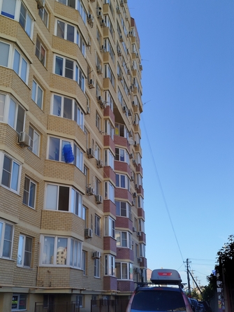 
   Продам 2-комнатную, 39 м², Лазурная ул, 10к2

. Фото 11.