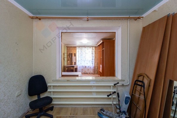 
   Продам 3-комнатную, 29.9 м², Гидростроителей ул, 17

. Фото 3.