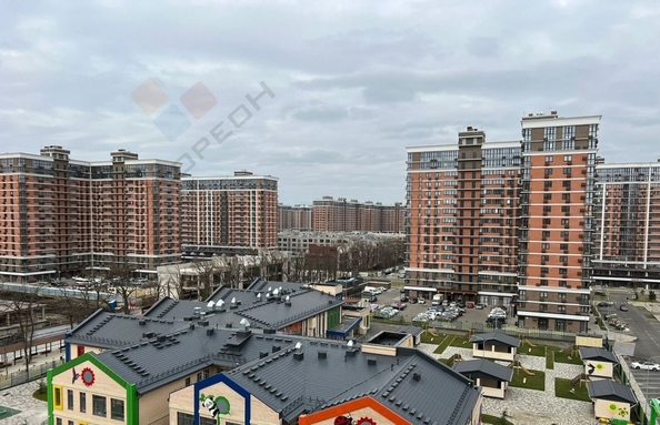 
   Продам 1-комнатную, 37.2 м², Ивана Беличенко ул, 95

. Фото 2.