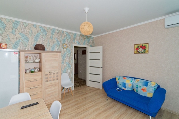 
   Продам 2-комнатную, 73 м², Владимирская ул, 144

. Фото 2.