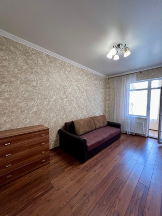 
   Продам 3-комнатную, 102 м², Витебская ул, к 3

. Фото 10.