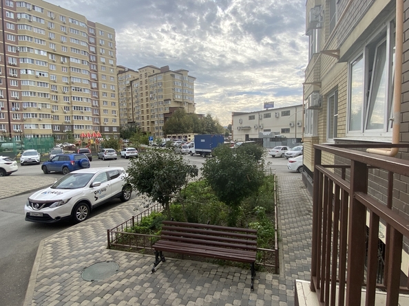 
   Продам 1-комнатную, 37 м², Лазурная ул, 10к1

. Фото 25.