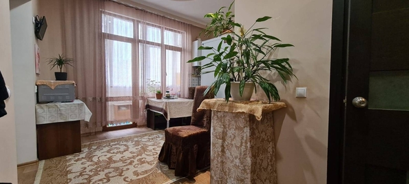 
   Продам 2-комнатную, 56 м², Изумрудная ул, 42/1

. Фото 3.