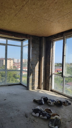 
   Продам 2-комнатную, 39.7 м², Урожайная ул, 32

. Фото 2.