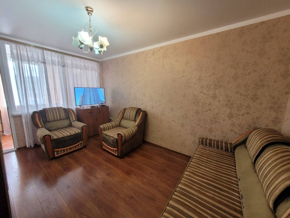 
   Продам 1-комнатную, 32 м², Калинина ул, 37

. Фото 2.