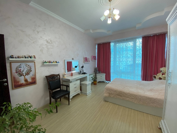 
   Продам 7-комнатную, 238 м², Интернациональная ул, 3/1

. Фото 9.