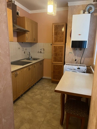 
   Продам 2-комнатную, 37 м², Гагарина ул, 53А

. Фото 4.