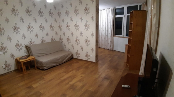 
   Продам 2-комнатную, 54 м², Троицкая ул, 66

. Фото 4.