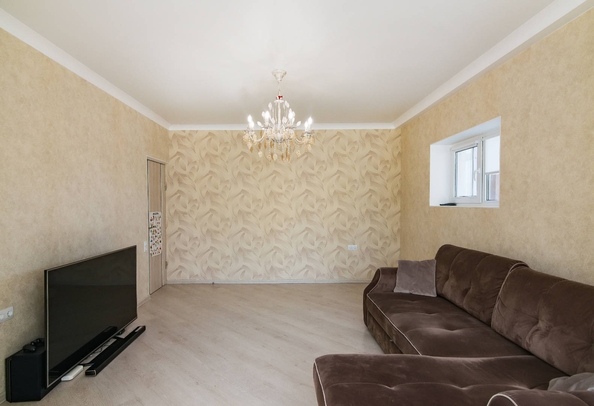 
   Продам 2-комнатную, 60 м², Крымская ул, 38

. Фото 12.