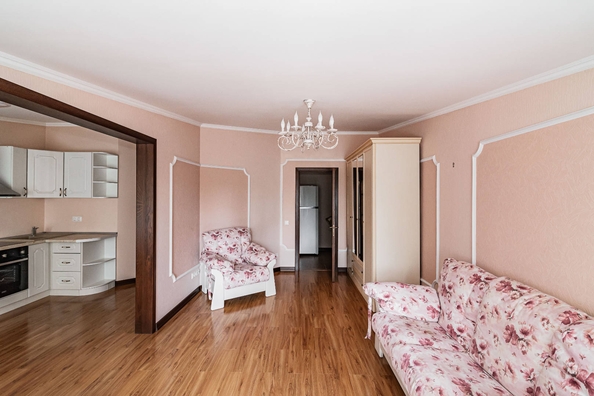 
   Продам 3-комнатную, 150 м², Роз ул, 31

. Фото 26.