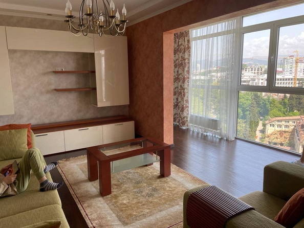 
   Продам 2-комнатную, 83.5 м², Виноградная ул, 4

. Фото 1.