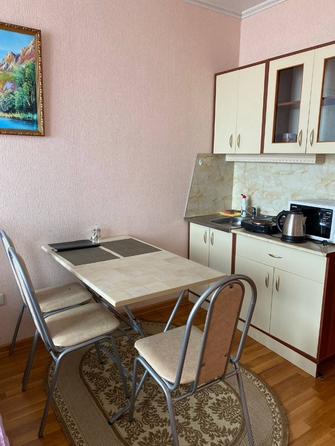 
   Продам 2-комнатную, 49 м², Просвещения ул, 84

. Фото 16.