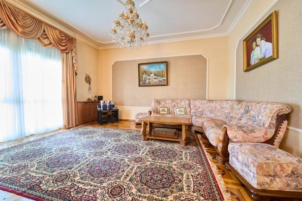 
   Продам дом, 600 м², Сочи

. Фото 6.