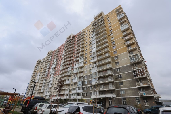 
   Продам 1-комнатную, 32.8 м², Западный Обход ул, 65к1

. Фото 18.