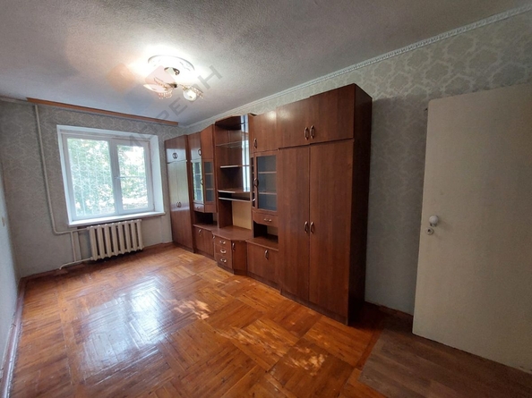 
   Продам 3-комнатную, 59.7 м², Симферопольская ул, 40

. Фото 9.