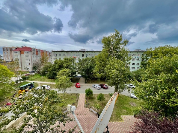 
   Продам 2-комнатную, 65 м², Крылова ул, 81

. Фото 25.