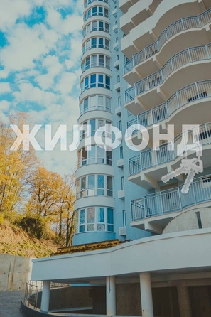 
   Продам студию, 36 м², Есауленко ул, 6

. Фото 1.