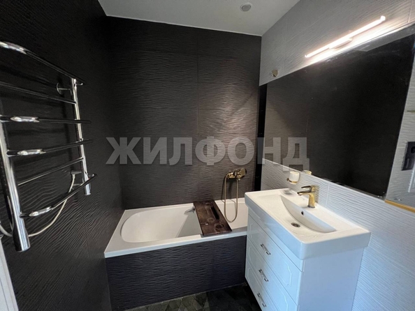 
   Продам 2-комнатную, 46.1 м², Мира пер, 98А

. Фото 12.