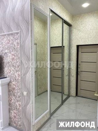 
   Продам 3-комнатную, 56 м², Ульянова ул, 122

. Фото 4.