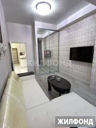 
   Продам 3-комнатную, 56 м², Ульянова ул, 122

. Фото 7.