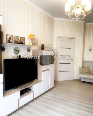 
   Продам 1-комнатную, 42 м², Крымская ул, 19к3

. Фото 3.