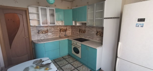 
   Продам 2-комнатную, 52.7 м², Сергея Есенина ул, 98

. Фото 3.