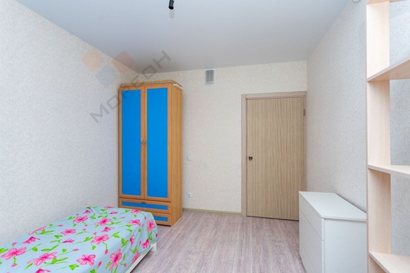 
   Продам 1-комнатную, 32.3 м², 75-летия Победы ул, 26/1к1

. Фото 4.