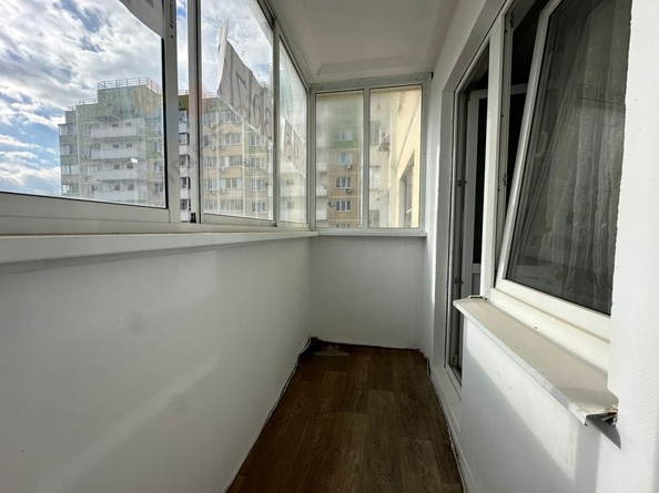 
   Продам 1-комнатную, 37.9 м², Генерала Трошева Г.Н. ул, 35

. Фото 9.