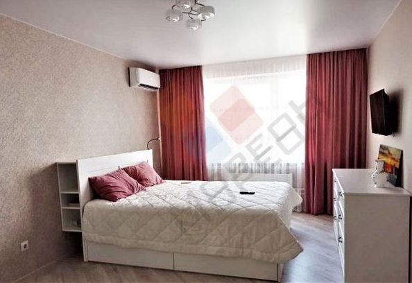 
   Продам 3-комнатную, 80.9 м², Героя Аверкиева А.А. ул, 10

. Фото 2.