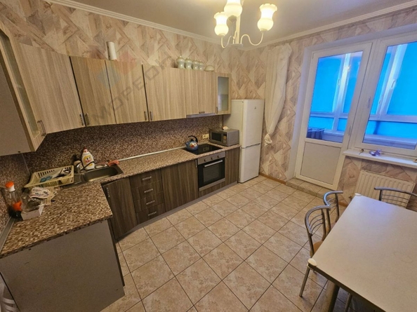 
   Продам 1-комнатную, 45 м², Максима Горького ул, 34/2

. Фото 1.