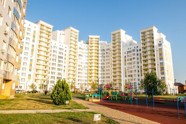 
   Продам 3-комнатную, 102.5 м², Зеленодар, литера 6

. Фото 23.