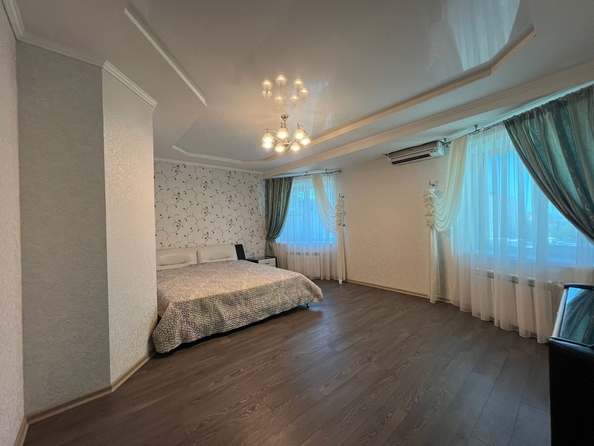 
   Продам 2-комнатную, 79 м², Владимирская ул, 160к4

. Фото 9.