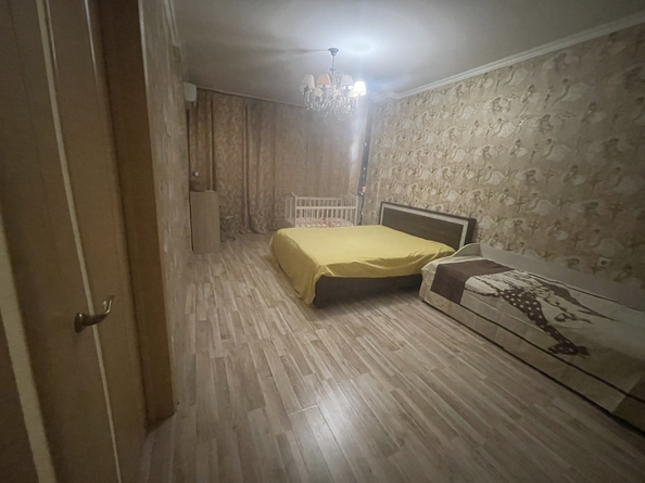 
   Продам 2-комнатную, 78 м², Ленина ул, 183

. Фото 25.