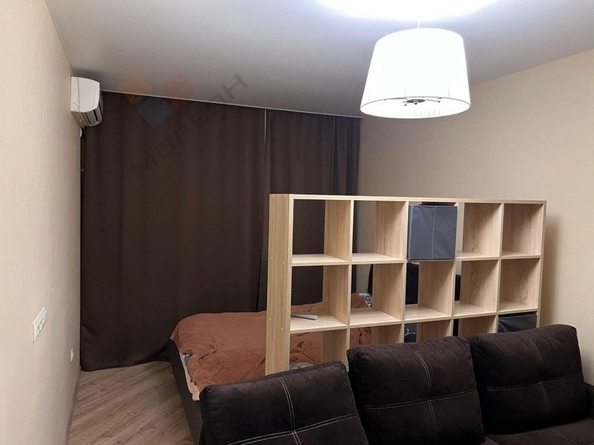 
   Продам 1-комнатную, 40 м², Симиренко ул, 16

. Фото 5.