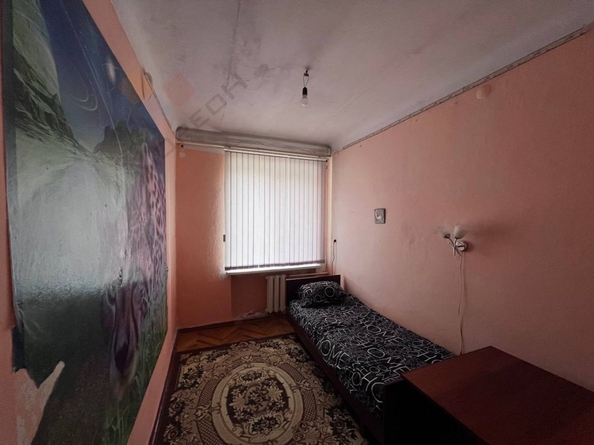 
   Продам 2-комнатную, 41.1 м², Орджоникидзе ул, 1

. Фото 1.