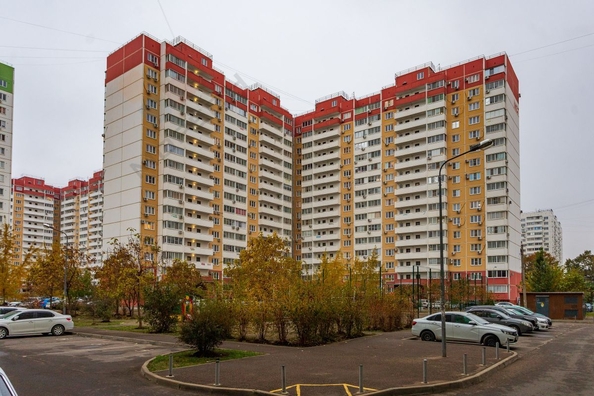 
   Продам 1-комнатную, 37.9 м², Черкасская ул, 60/1

. Фото 17.