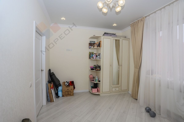 
   Продам 3-комнатную, 77.2 м², Героя Сарабеева В.И. ул, 5к2

. Фото 21.