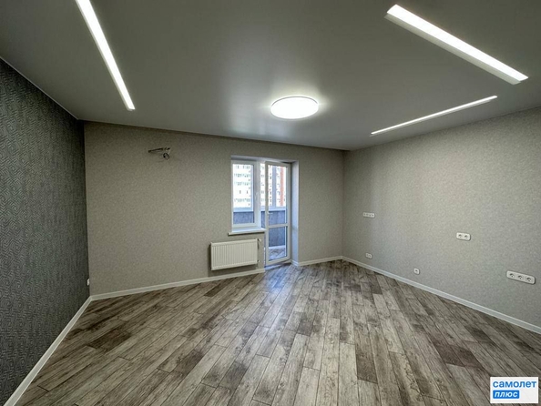 
   Продам 1-комнатную, 33.5 м², Барса, 1В литер

. Фото 2.