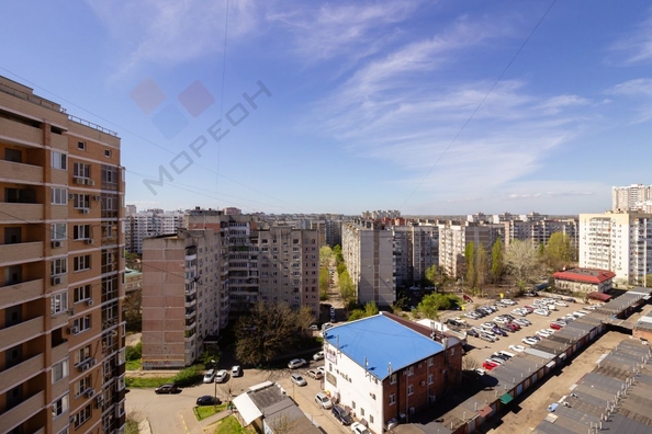 
   Продам 1-комнатную, 53 м², Думенко ул, 21/1

. Фото 33.