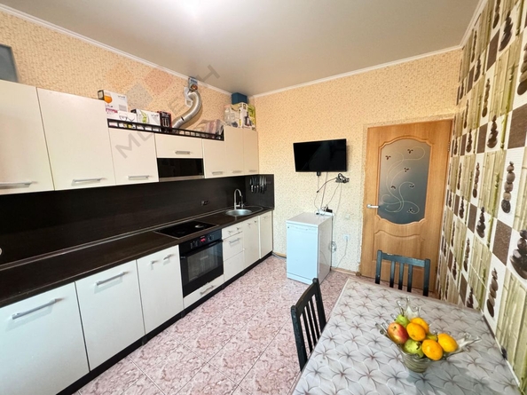 
   Продам 2-комнатную, 58.1 м², Сергиевская ул, 51

. Фото 3.