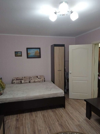 
   Продам 1-комнатную, 38 м², Адмирала Пустошкина ул, 10

. Фото 4.