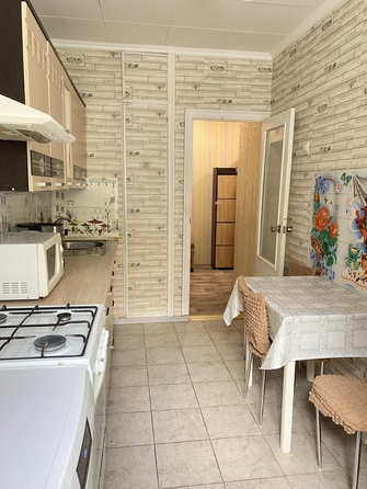 
   Продам 3-комнатную, 60 м², Парус мкр, д 8

. Фото 6.