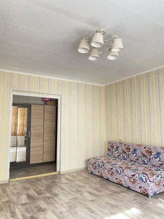 
   Продам 3-комнатную, 60 м², Парус мкр, д 8

. Фото 8.