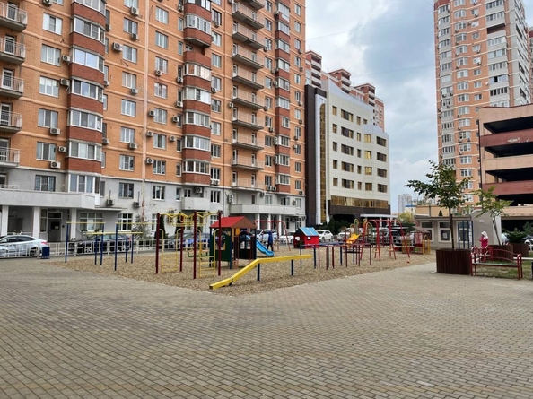 
   Продам 4-комнатную, 145.3 м², Гаражная ул, 67

. Фото 12.