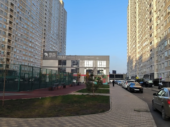 
   Продам 1-комнатную, 35.1 м², Заполярная ул, 39/10

. Фото 16.